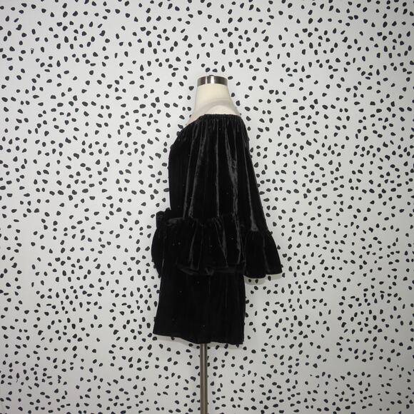 C/Meo Black Velvet Beaded Off the Shoulder Ruffle Sleeve Belted Romper - Picture 5 of 11
